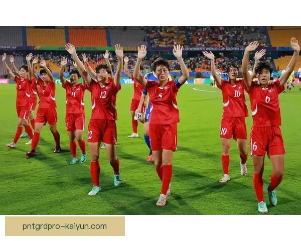 非洲女足世界杯表现稳健，参赛球队竞争力增强引发关注。